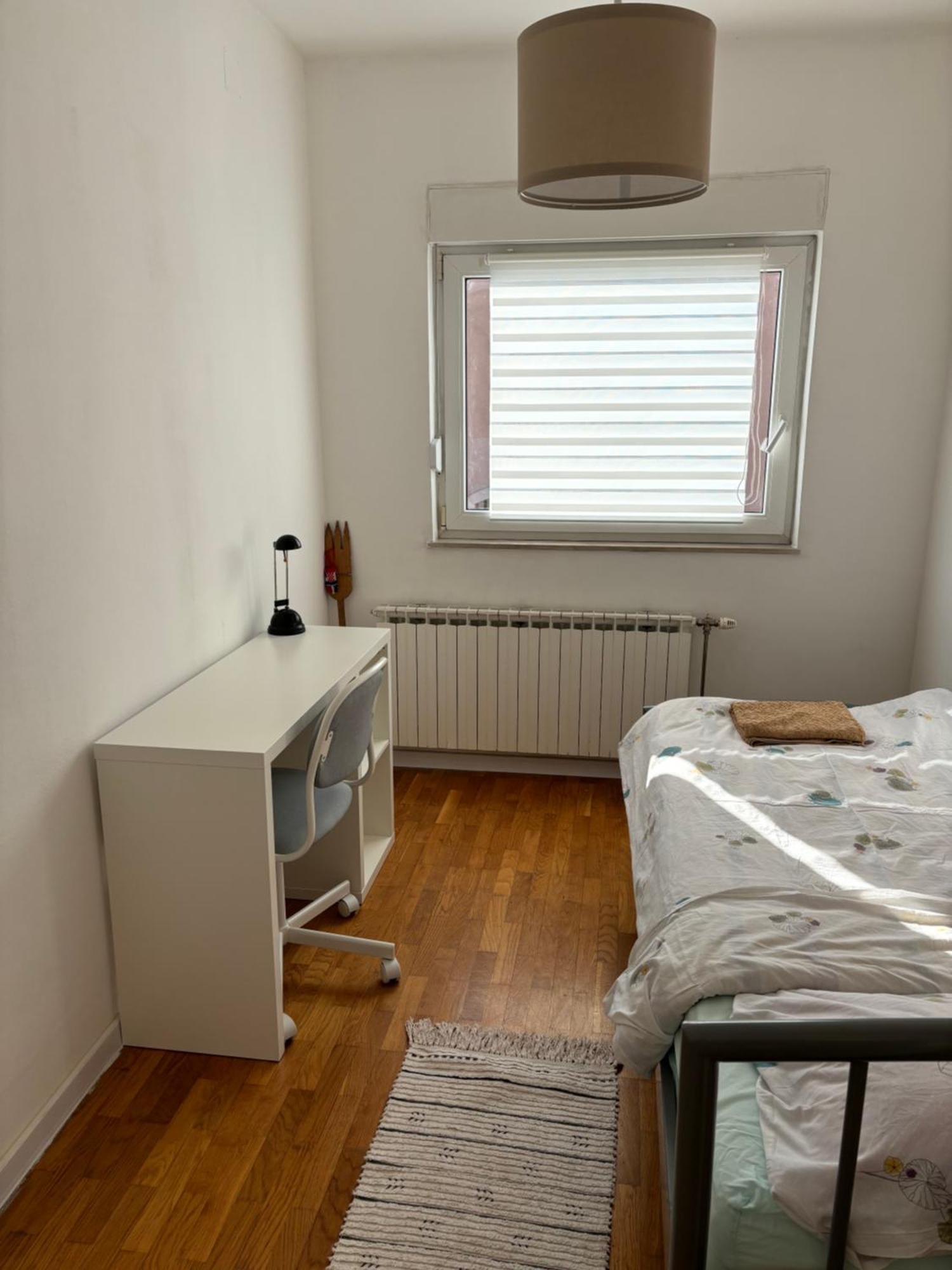 Laura Apartma *